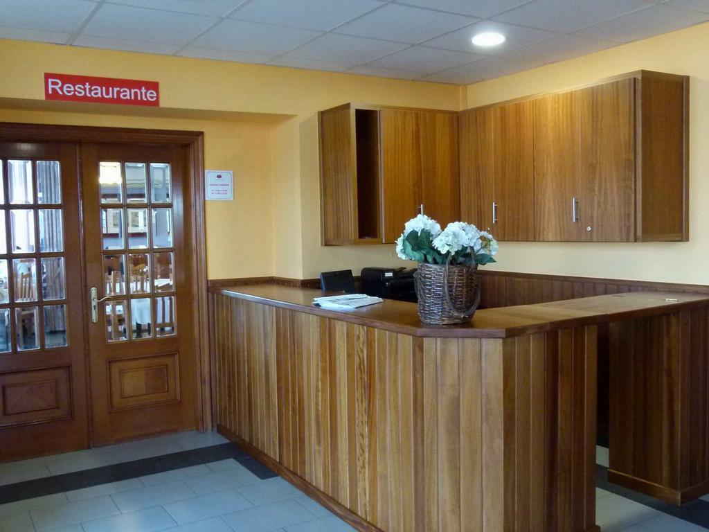 Hostal Chiquin Tapia De Casariego Eksteriør bilde