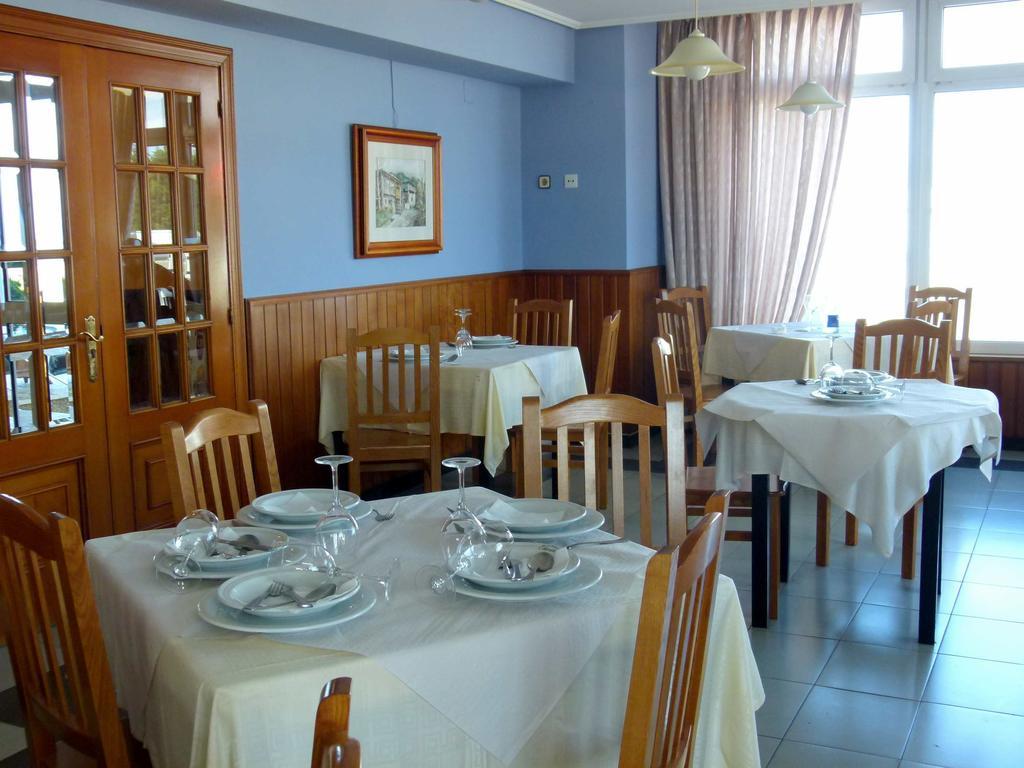 Hostal Chiquin Tapia De Casariego Eksteriør bilde